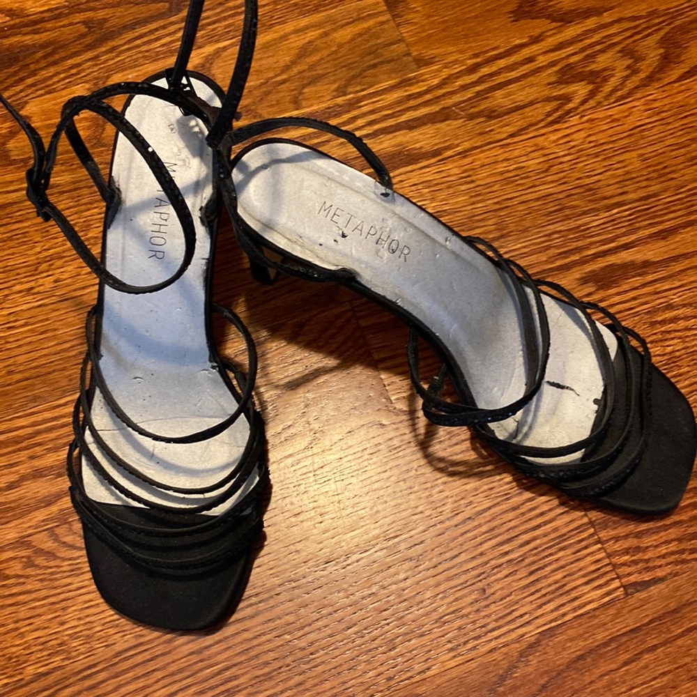 Sandals 👡 EUC